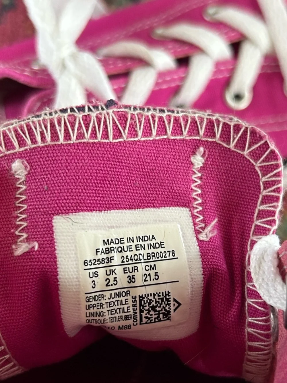 Converse | Kids Magenta ‘Berry Smoothie’ Lace Up Low Top AllStar Sneakers Size 3
